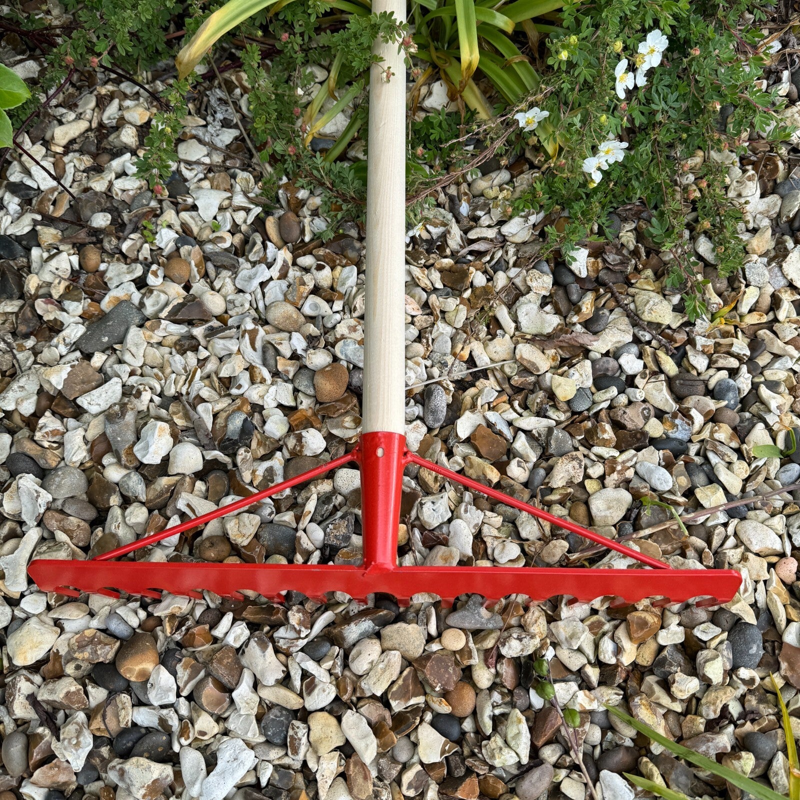 Garden Rake Steel Hardened Heavy-Duty for Hay Leaves Lawn Pebbles Removal Tool